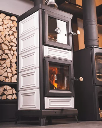 Печь-камин Майолика с духовкой, красная (Астов)