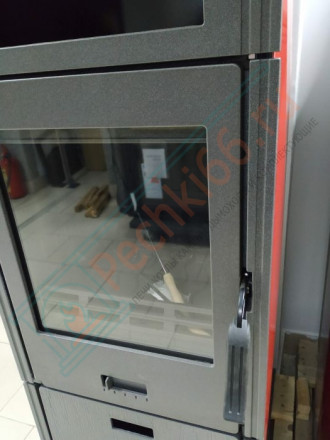 Чугунная печь-камин Laguna, красная (Plamen)