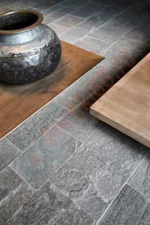 Плитка сланец Silver Grey India 600 x 300 x 12 мм (1,08 м2 / 6 шт)